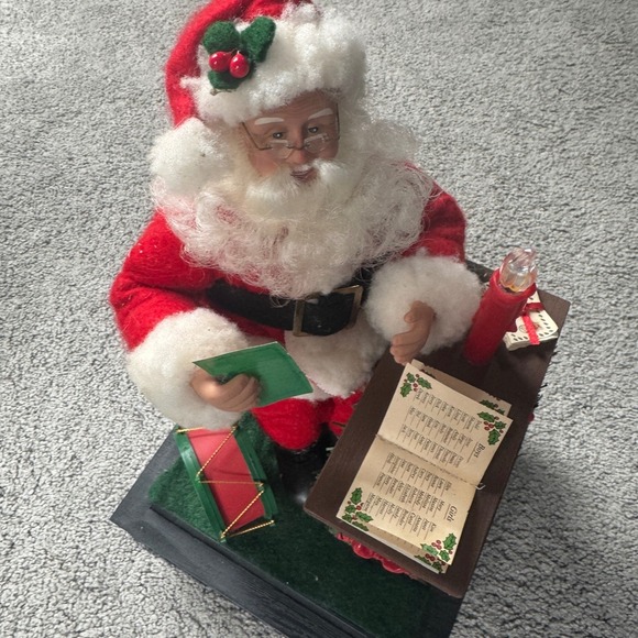 Vintage Animated Santa Reading Musical Holiday Scene HOLIDAY CREATIONS, INC 1993 - Picture 9 of 9